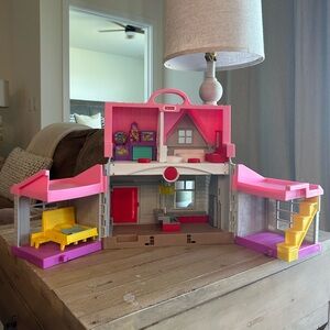 Fisher Price Little People Dollhouse Playset